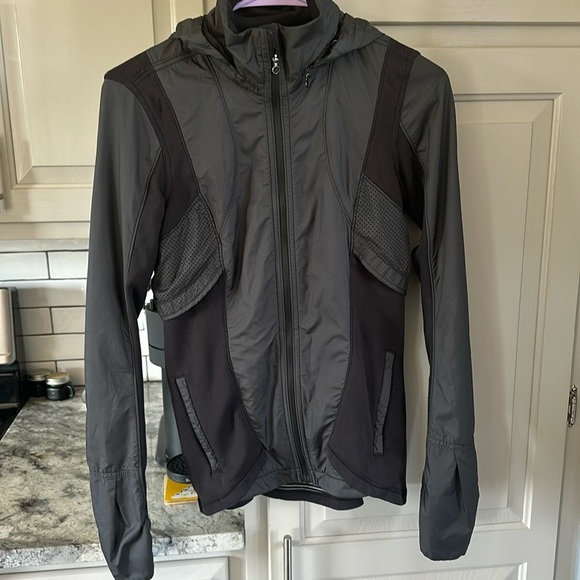 lululemon athletica Jackets & Blazers - Lululemon Jacket